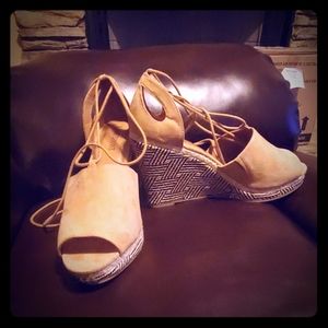 Open toe wedges